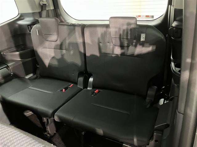 ノア Ｘ　衝突被害軽減装置　ドラレコ付　ＬＥＤライト　オートクルーズコントロール　盗難防止システム　バックモニター　ミュージックプレイヤー接続可　パワーウィンドウ　ＥＴＣ　３列シート　オートエアコン　ＡＢＳ（20枚目）