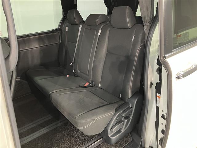 エスクァイア Ｘｉ　横滑り防止機能　ドラレコ　キーレス　ＬＥＤライト　ウォークスルー　地デジ　Ｂカメラ　クルコン　アイドリングストップ　ＤＶＤ　衝突軽減　４ＷＤ　ＥＴＣ　ＡＢＳ　アルミホイール　メモリーナビ　３列シート（18枚目）