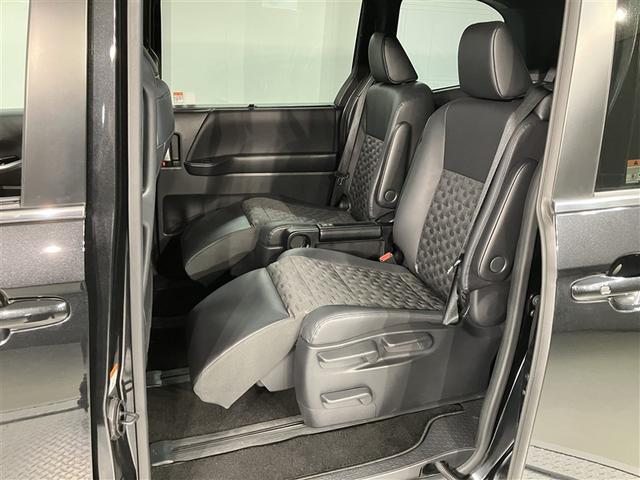 ヴォクシー ハイブリッドS-Z パワーウィンドウ DVD再生機能 インテリキー 横滑防止装置 地デジTV アクティブクルーズコントロール 1オナ フルオートエアコン リアカメラ エアバッグ ABS 100V充電 ナビTV キーレス(21枚目)