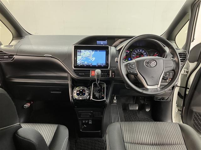 ノア Si 1オーナー プリクラッシュ 地デジ DVD視聴可 LEDヘットライト ETC付き ドライブレコーダー クルコン 横滑り防止機能 ナビTV 三列シート AW AAC パワーウインドウ メモリーナビ(5枚目)