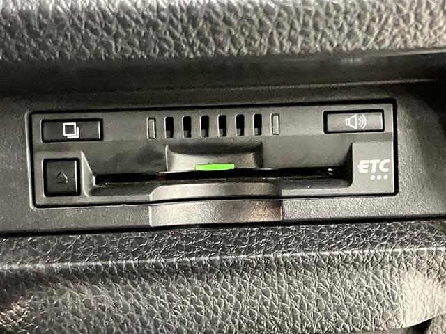 ノア Si 1オーナー プリクラッシュ 地デジ DVD視聴可 LEDヘットライト ETC付き ドライブレコーダー クルコン 横滑り防止機能 ナビTV 三列シート AW AAC パワーウインドウ メモリーナビ(9枚目)