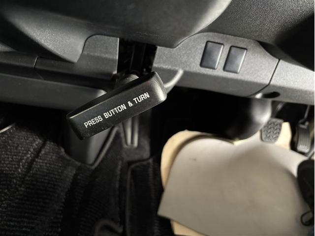 ハイエースバン ロングスーパーGL リアカメラ SRS ダブルエアバッグ Wエアコン 横滑り防止装置付 1オーナー 盗難防止機能 キーレス スマートエントリー DVD視聴可 エアコン パワステ ナビTV ETC ABS メモリーナビ(18枚目)