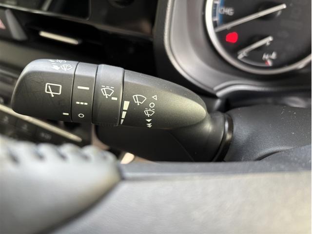 ノア ハイブリッドG パワースライドドア LEDヘッドライト バックモニター フルセグTV ミュージックプレイヤー接続可 ETC アルミホイール 3列シート メモリーナビ 4WD 衝突被害軽減システム DVD再生(12枚目)