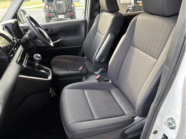 ノア ハイブリッドG パワースライドドア LEDヘッドライト バックモニター フルセグTV ミュージックプレイヤー接続可 ETC アルミホイール 3列シート メモリーナビ 4WD 衝突被害軽減システム DVD再生(27枚目)