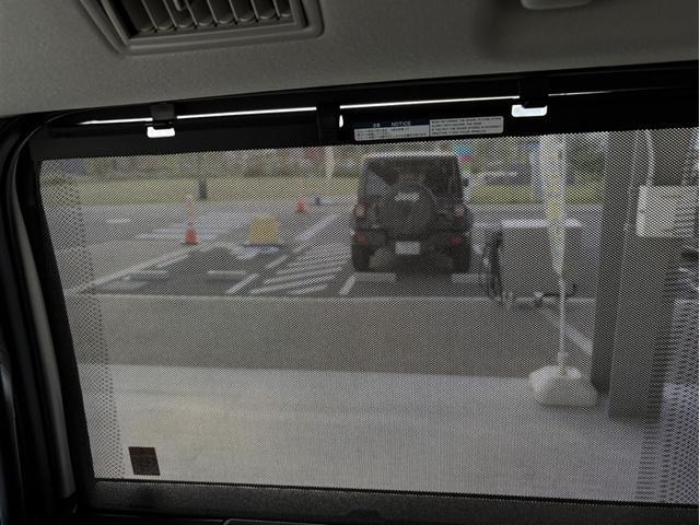 ノア ハイブリッドG パワースライドドア LEDヘッドライト バックモニター フルセグTV ミュージックプレイヤー接続可 ETC アルミホイール 3列シート メモリーナビ 4WD 衝突被害軽減システム DVD再生(35枚目)