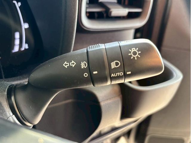 シエンタ ハイブリッドZ TSS エアバック アルミ キーレスエントリー ナビTV イモビライザー バックモニター LEDヘッドライト ETC車載器 横滑り防止 スマートキー オートエアコン サイドエアバッグ WSRS ABS(12枚目)