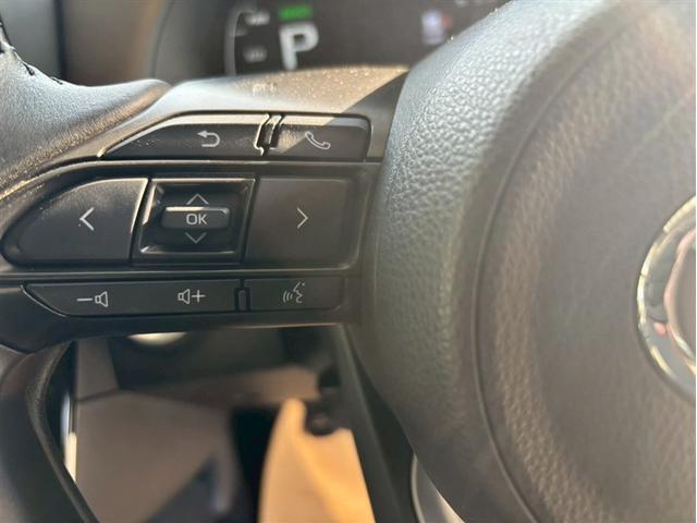 アクア G ワンオーナ VSC アルミ 衝突軽減ブレーキ メモリナビ バックモニター LED クルーズコントロール スマートキー ETC車載器 AC100V フルセグTV ナビTV パワーウィンドウ DVD再生(10枚目)