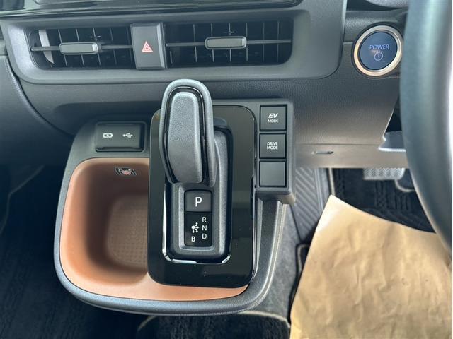 シエンタ ハイブリッドZ TSS ワンオーナ エアバック アルミ キーレスエントリー ナビTV イモビライザー バックモニター LEDヘッドライト ETC車載器 横滑り防止 スマートキー オートエアコン サイドエアバッグ(14枚目)