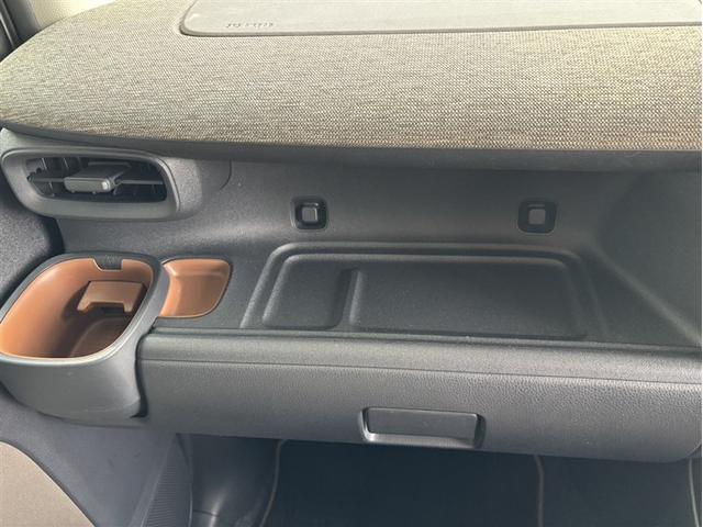 シエンタ ハイブリッドZ TSS ワンオーナ エアバック アルミ キーレスエントリー ナビTV イモビライザー バックモニター LEDヘッドライト ETC車載器 横滑り防止 スマートキー オートエアコン サイドエアバッグ(18枚目)