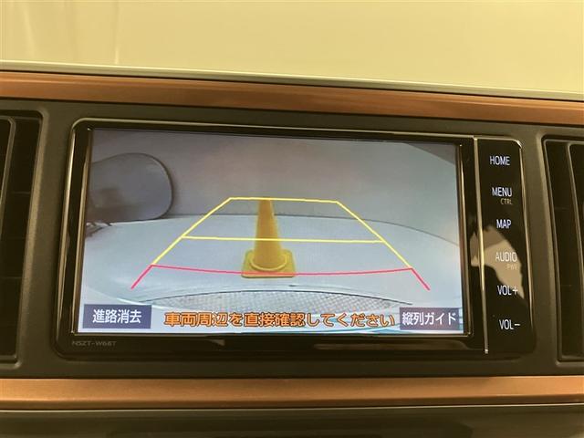 お車の見学に疲れたときは、併設のカフェでちょっと一息。。。ワンちゃんと一緒に、当店の挽きたてコーヒーをお召し上がりください。