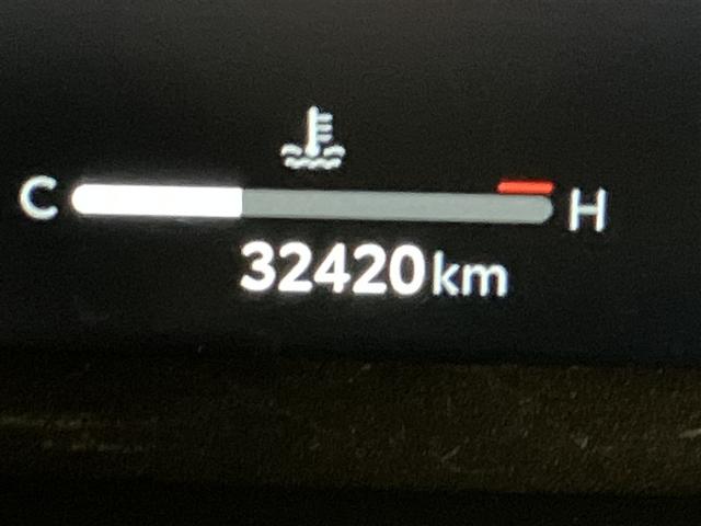 ＲＡＶ４ Ｇ　ナビ・ＴＶ　Ｂカメラ　点検記録簿　パワーウインドウ　カーテンエアバック　運転席パワーシート　ワンオーナ　イモビライザー　地デジ　キーレス　ＥＴＣ付　ＬＥＤヘッドライ　クルコン　オートエアコン　４ＷＤ車（12枚目）