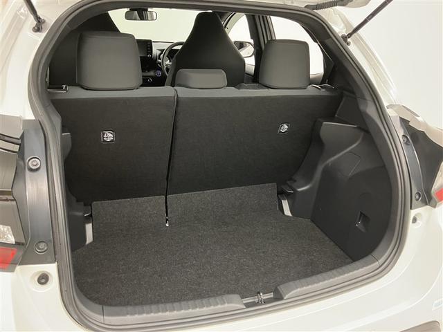 ヤリス ハイブリッドG サイドエアバッグ スマートキ ナビ Bモニター ETC車載器 横滑り防止装置 クルコン セキュリティアラーム メディアプレイヤー接続 パワステ 点検記録簿 メモリーナビゲーション キーフリー ABS(37枚目)