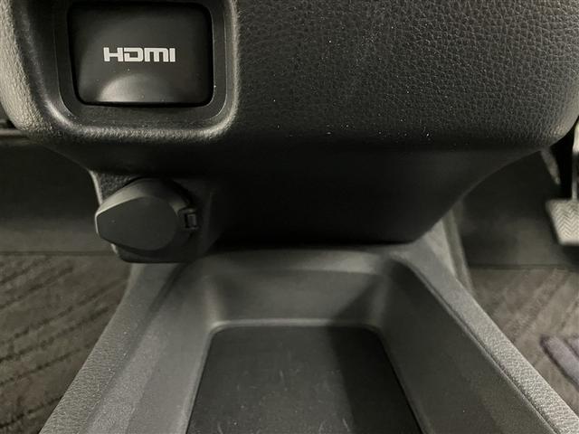 ノア ハイブリッドS-Z エアロ 横滑り防止機能 エアバッグ オートクルーズコントロール 地デジ 両側自動ドア ダブルエアコン スマートエントリー LEDランプ バックモニター メモリナビ 3列シート ETC付き ABS(17枚目)