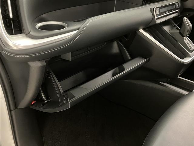 ノア ハイブリッドS-Z エアロ 横滑り防止機能 エアバッグ オートクルーズコントロール 地デジ 両側自動ドア ダブルエアコン スマートエントリー LEDランプ バックモニター メモリナビ 3列シート ETC付き ABS(26枚目)