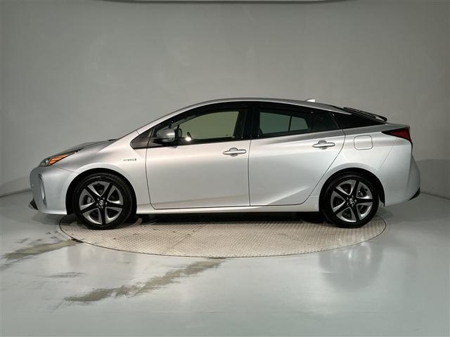 プリウス Sツーリングセレクション エアバック 1オーナー車 Bモニ 定期点検記録簿 LEDヘッド イモビ オートクルーズ 横滑り防止 サイドエアバック ドラレコ付き ETC スマートキー メモリ-ナビ 助手席エアバック ナビTV AW(2枚目)