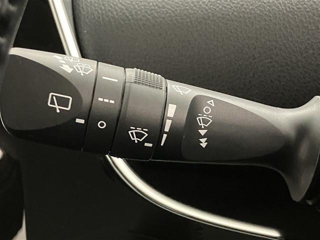 プリウス Sツーリングセレクション エアバック 1オーナー車 Bモニ 定期点検記録簿 LEDヘッド イモビ オートクルーズ 横滑り防止 サイドエアバック ドラレコ付き ETC スマートキー メモリ-ナビ 助手席エアバック ナビTV AW(17枚目)