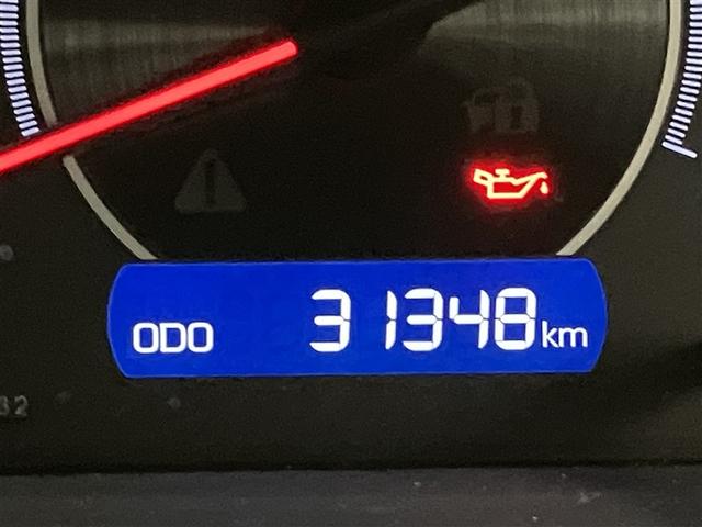 ヴォクシー ＺＳ　煌　地上デジタル　ＴＳＳ　両側パワードア　アイドリングストップ車　パワーウィンド　横滑防止　１オーナ　整備記録簿　ＤＶＤ可　盗難防止装置　スマートエントリー　Ｂカメラ　ＡＵＸ　ＬＥＤヘッドライト　ＥＴＣ（12枚目）