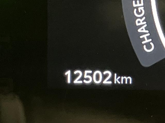 シエンタ ハイブリッドＺ　ＴＳＳ　ワンオーナ　エアバック　キーレスエントリー　ナビＴＶ　イモビライザー　整備記録簿　バックモニター　ＬＥＤヘッドライト　ＥＴＣ車載器　横滑り防止　スマートキー　オートエアコン　サイドエアバッグ（12枚目）