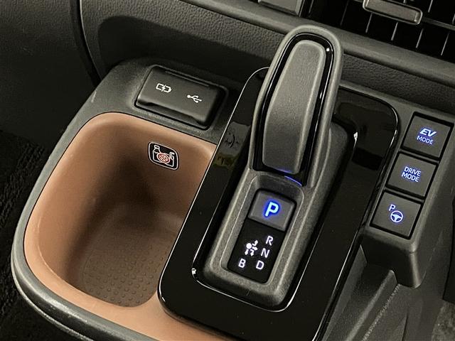 シエンタ ハイブリッドＺ　ＴＳＳ　ワンオーナ　エアバック　キーレスエントリー　ナビＴＶ　イモビライザー　整備記録簿　バックモニター　ＬＥＤヘッドライト　ＥＴＣ車載器　横滑り防止　スマートキー　オートエアコン　サイドエアバッグ（19枚目）