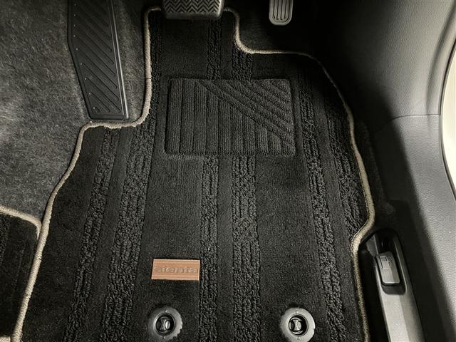 シエンタ ハイブリッドＺ　ＴＳＳ　ワンオーナ　エアバック　キーレスエントリー　ナビＴＶ　イモビライザー　整備記録簿　バックモニター　ＬＥＤヘッドライト　ＥＴＣ車載器　横滑り防止　スマートキー　オートエアコン　サイドエアバッグ（32枚目）