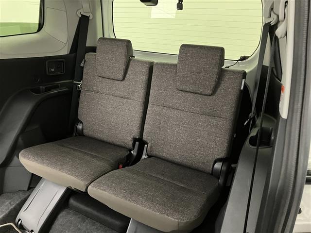 シエンタ ハイブリッドＺ　ＴＳＳ　ワンオーナ　エアバック　キーレスエントリー　ナビＴＶ　イモビライザー　整備記録簿　バックモニター　ＬＥＤヘッドライト　ＥＴＣ車載器　横滑り防止　スマートキー　オートエアコン　サイドエアバッグ（35枚目）