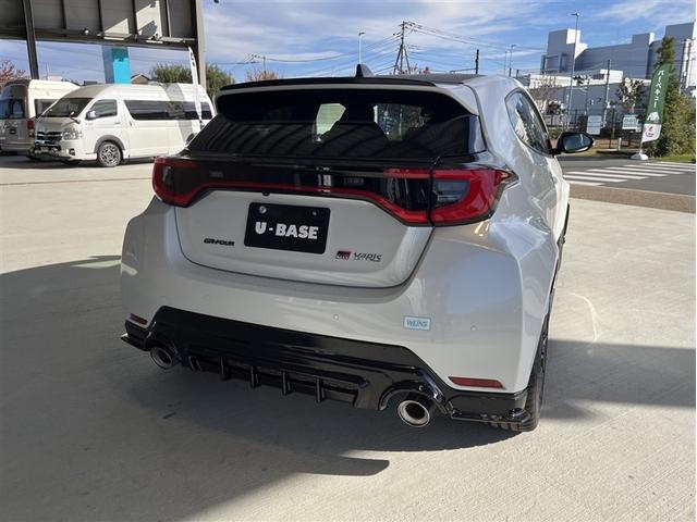 GRヤリス RZ ハイパフォーマンス LEDライト フルセグTV Bカメラ オートエアコン エアバッグ スマートキ- パワーウインドウ 記録簿 オートクルーズコントロール キーフリー カーテンエアバッグ ABS ETC 4WD ESC(3枚目)