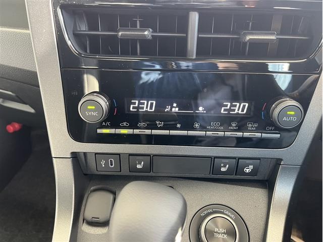 GRヤリス RZ ハイパフォーマンス LEDライト フルセグTV Bカメラ オートエアコン エアバッグ スマートキ- パワーウインドウ 記録簿 オートクルーズコントロール キーフリー カーテンエアバッグ ABS ETC 4WD ESC(11枚目)