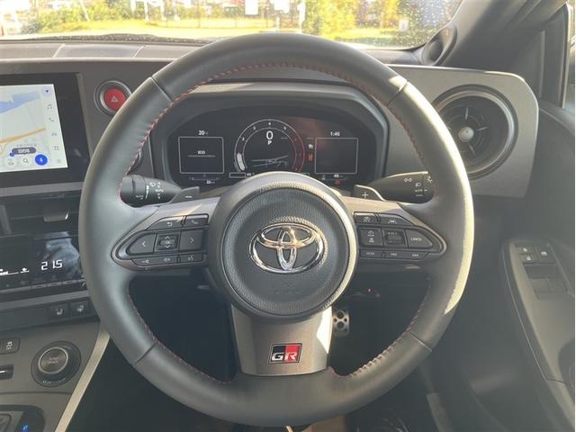 GRヤリス RZ ハイパフォーマンス LEDライト フルセグTV Bカメラ オートエアコン エアバッグ スマートキ- パワーウインドウ 記録簿 オートクルーズコントロール キーフリー カーテンエアバッグ ABS ETC 4WD ESC(6枚目)