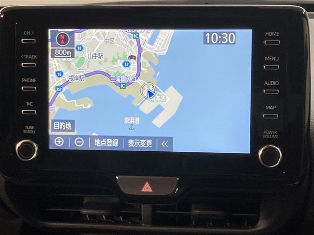 ヤリス ハイブリッドＧ　サイドエアバッグ　スマートキ　ナビ　Ｂモニター　ＥＴＣ車載器　横滑り防止装置　クルコン　セキュリティアラーム　メディアプレイヤー接続　パワステ　点検記録簿　メモリーナビゲーション　キーフリー　ＤＶＤ（6枚目）