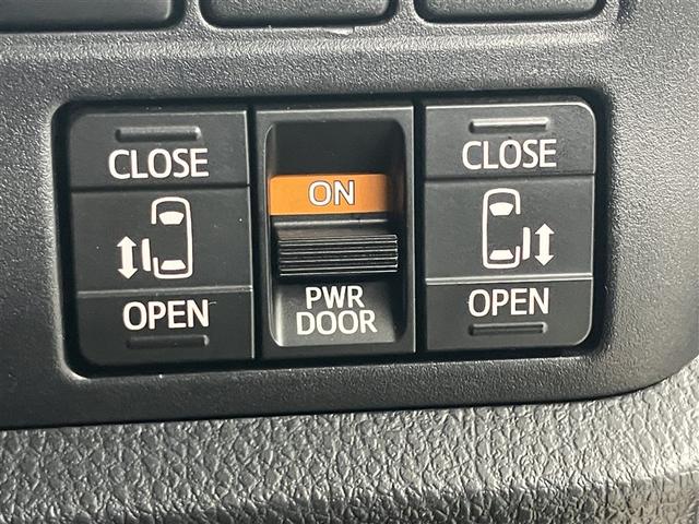 ヴォクシー ZS 煌II スマートキー・プッシュスタート バックガイドモニター セキュリティアラーム 両側パワスラドア 1オーナー ETC車載器 地デジテレビ 記録簿付き VSC LEDライト 助手席エアバック AC パワステ(11枚目)