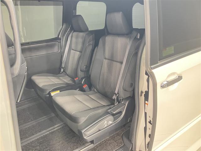 ヴォクシー ZS 煌II スマートキー・プッシュスタート バックガイドモニター セキュリティアラーム 両側パワスラドア 1オーナー ETC車載器 地デジテレビ 記録簿付き VSC LEDライト 助手席エアバック AC パワステ(19枚目)