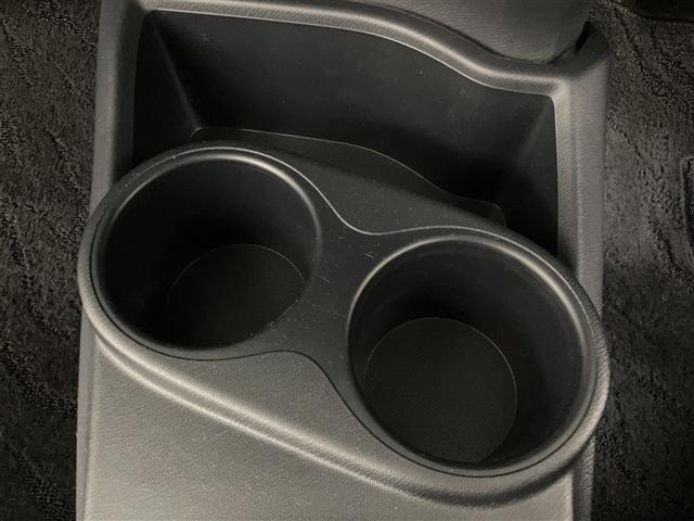 アクア Ｓスタイルブラック　ＡＵＸ端子　バックモニタ－　ナビＴＶ　イモビライザー　ＬＥＤライト　スマートキープッシュスタート　１オーナー　ＥＴＣ付き　Ｗエアバッグ　キーフリ　メモリーナビゲーション　ドラレコ付き　１セグ　ＡＢＳ（26枚目）