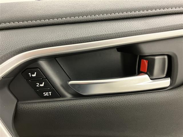 ＲＡＶ４ Ｇ　Ｂカメラ　ＴＶ　パワーウインドウ　カーテンエアバック　運転席パワーシート　イモビライザー　ＡＣ１００Ｖ電源　地デジ　キーレス　ＥＴＣ付　ＬＥＤヘッドライ　クルコン　オートエアコン　横滑り防止装置　ＡＷ（25枚目）