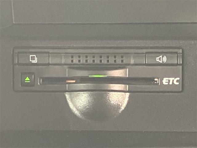エスティマ アエラス　プレミアムエディション　ＤＶＤ視聴可能　イモビ　キーレス　ＡＡＣ　ミュージックプレイヤー接続可　ナビ＆ＴＶ　アルミ　ドラレコ　ＡＢＳ　地デジ　Ｗエアバック　ウォークスルー　スマートキー　Ｂカメラ　クルコン　パワーシート（8枚目）