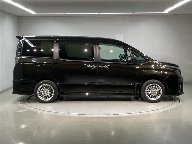 ヴォクシー ハイブリッドＺＳ　煌ＩＩ　電動両側スライドドア　ドライブレコーダ　パワーステアリング　ＤＶＤ再生可　スマキー　地デジＴＶ　ＡＵＸ　横滑防止　１オーナー　Ｗエアバック　ＡＡＣ　ＬＥＤランプ　エアバッグ　ナビＴＶ　盗難防止装置（3枚目）