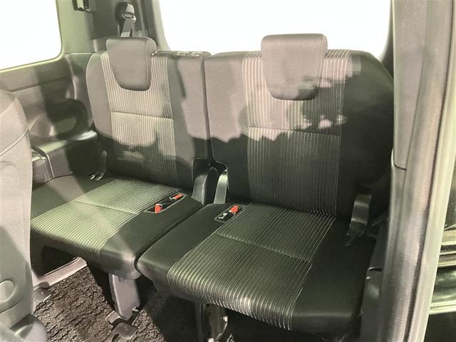 ヴォクシー ハイブリッドＺＳ　煌ＩＩ　電動両側スライドドア　ドライブレコーダ　パワーステアリング　ＤＶＤ再生可　スマキー　地デジＴＶ　ＡＵＸ　横滑防止　１オーナー　Ｗエアバック　ＡＡＣ　ＬＥＤランプ　エアバッグ　ナビＴＶ　盗難防止装置（21枚目）