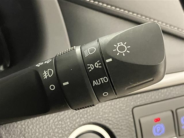 ハリアー プレミアム スタイルノアール 地デジ ナビTV TSS LEDヘッドライト ETC付 パワーシート 横滑り防止システム クルコン スマートキー エアバッグ セキュリティー DVD再生機能 メモリナビ AW オートエアコン ABS(22枚目)