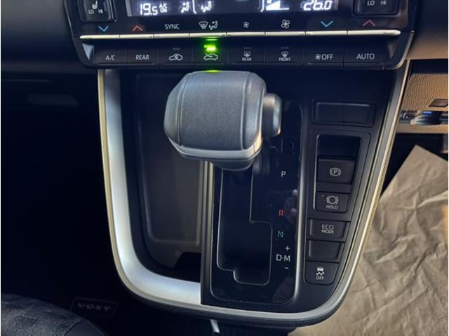 ヴォクシー S-Z DVD再生機能 スマートキープッシュスタート 両側電動パワースライドドア パワーウインドウ 1オナ ETC車載器 LEDライト アルミホイール 盗難防止装置 記録簿 横滑り防止機能 キーフリー ABS(14枚目)