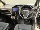 ノア Ｘ　ブレーキサポート　イモビライザー　アイドリングストッ　メンテナンスノート　ＡＵＸ　ワンオーナー車　クルーズＣ　バックモニタ－　ＬＥＤランプ　スマートキ　オートエアコン　ＥＳＣ　ワンセグテレビ　３列（5枚目）