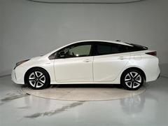 この度は数多くある掲載車の中から当店のお車をご覧いただき誠にありがとうございます。お写真では分かりづらい外装の状態は、いつでもお問い合わせください。スタッフが分かりやすく丁寧にお答えいたします！ 2
