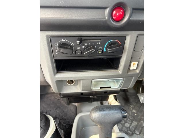 ＮＶ１００クリッパーバン 　車検付き　テレビ（15枚目）