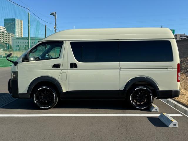 ハイエースバン ロングDX ナローハイルーフ・MC-9・ヨコハマPARADA・Uiビークル追加スタビライザー・コンフォートショックアブソーバー・ジャオスオーバーフェンダー・カロッツェリアナビ・ETC・3人乗り仕様・荷室カスタム(3枚目)