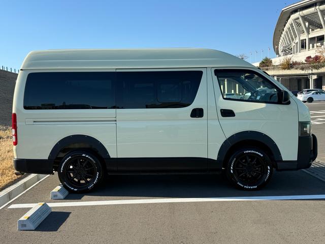 ハイエースバン ロングDX ナローハイルーフ・MC-9・ヨコハマPARADA・Uiビークル追加スタビライザー・コンフォートショックアブソーバー・ジャオスオーバーフェンダー・カロッツェリアナビ・ETC・3人乗り仕様・荷室カスタム(6枚目)