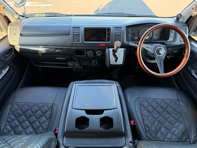 ハイエースバン ロングDX ナローハイルーフ・MC-9・ヨコハマPARADA・Uiビークル追加スタビライザー・コンフォートショックアブソーバー・ジャオスオーバーフェンダー・カロッツェリアナビ・ETC・3人乗り仕様・荷室カスタム(24枚目)