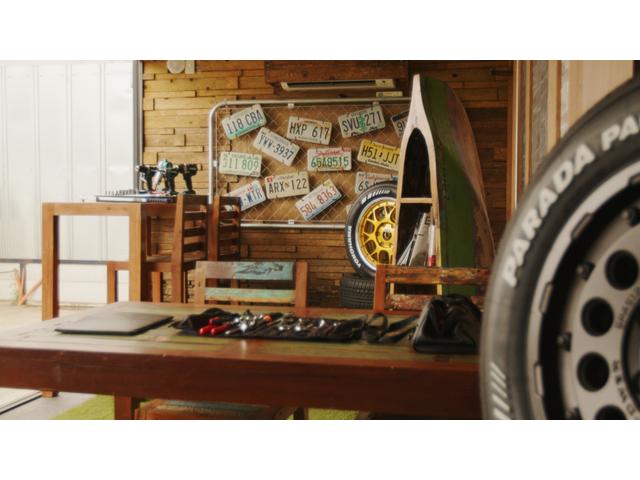 ハイエースバン ロングDX ナローハイルーフ・MC-9・ヨコハマPARADA・Uiビークル追加スタビライザー・コンフォートショックアブソーバー・ジャオスオーバーフェンダー・カロッツェリアナビ・ETC・3人乗り仕様・荷室カスタム(43枚目)