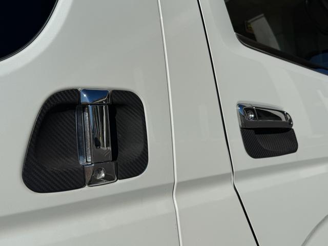 ハイエースバン ロングワイドスーパーGL ダークプライムII/サブバッテリー搭載/車内断熱遮音施工/足回り強化パーツ装着/1.0インチローダウン施工/スピーカー交換/Dピラー追加スピーカー/25mmオーバーフェンダー/レーダー探知機/(12枚目)