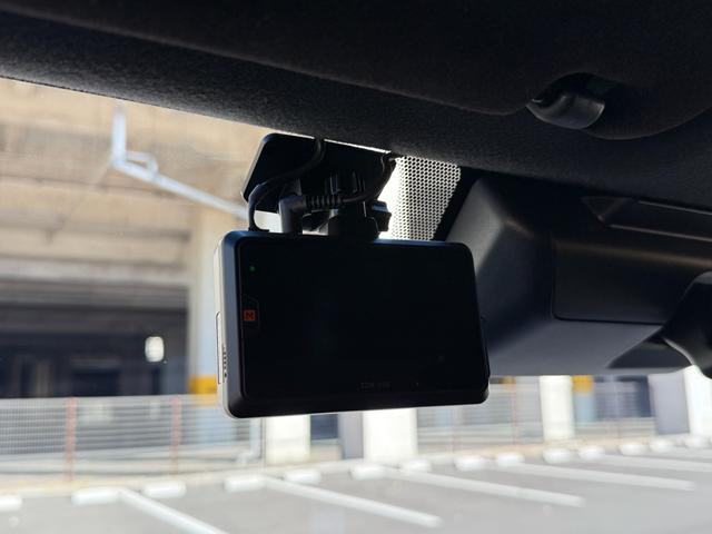 ハイエースバン ロングワイドスーパーGL ダークプライムII/サブバッテリー搭載/車内断熱遮音施工/足回り強化パーツ装着/1.0インチローダウン施工/スピーカー交換/Dピラー追加スピーカー/25mmオーバーフェンダー/レーダー探知機/(26枚目)