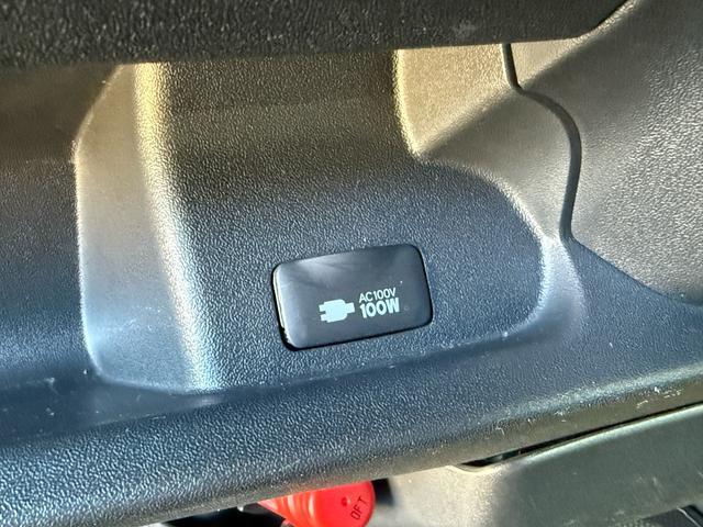 ハイエースバン ロングワイドスーパーGL ダークプライムII/サブバッテリー搭載/車内断熱遮音施工/足回り強化パーツ装着/1.0インチローダウン施工/スピーカー交換/Dピラー追加スピーカー/25mmオーバーフェンダー/レーダー探知機/(33枚目)