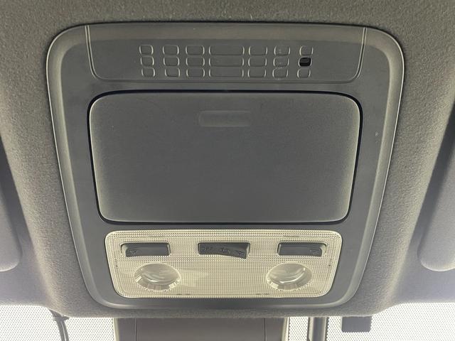 ヴォクシー ハイブリッドＺＳ　煌ＩＩ　純正９インチナビ　衝突軽減ブレーキ　両側電動スライドドア　クルーズコントロール　ビルトインＥＴＣ　ＬＥＤヘッドライト　シートヒーター　ドライブレコーダー　バックカメラ　Ｂｌｕｅｔｏｏｔｈ　フルセグＴＶ（28枚目）