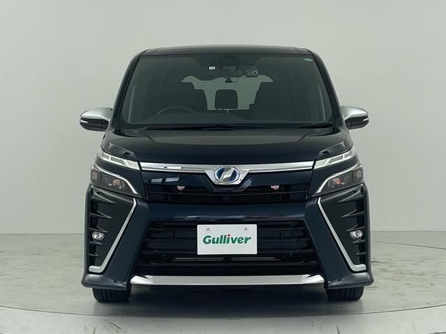 ヴォクシー ハイブリッドＺＳ　煌ＩＩ　純正９インチナビ　衝突軽減ブレーキ　両側電動スライドドア　クルーズコントロール　ビルトインＥＴＣ　ＬＥＤヘッドライト　シートヒーター　ドライブレコーダー　バックカメラ　Ｂｌｕｅｔｏｏｔｈ　フルセグＴＶ（38枚目）